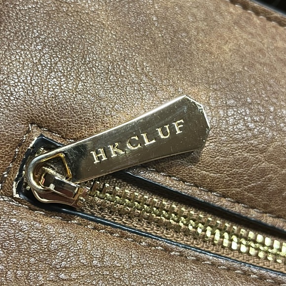 Leather Crossbody purse with guitar strap - Picture 7 of 9